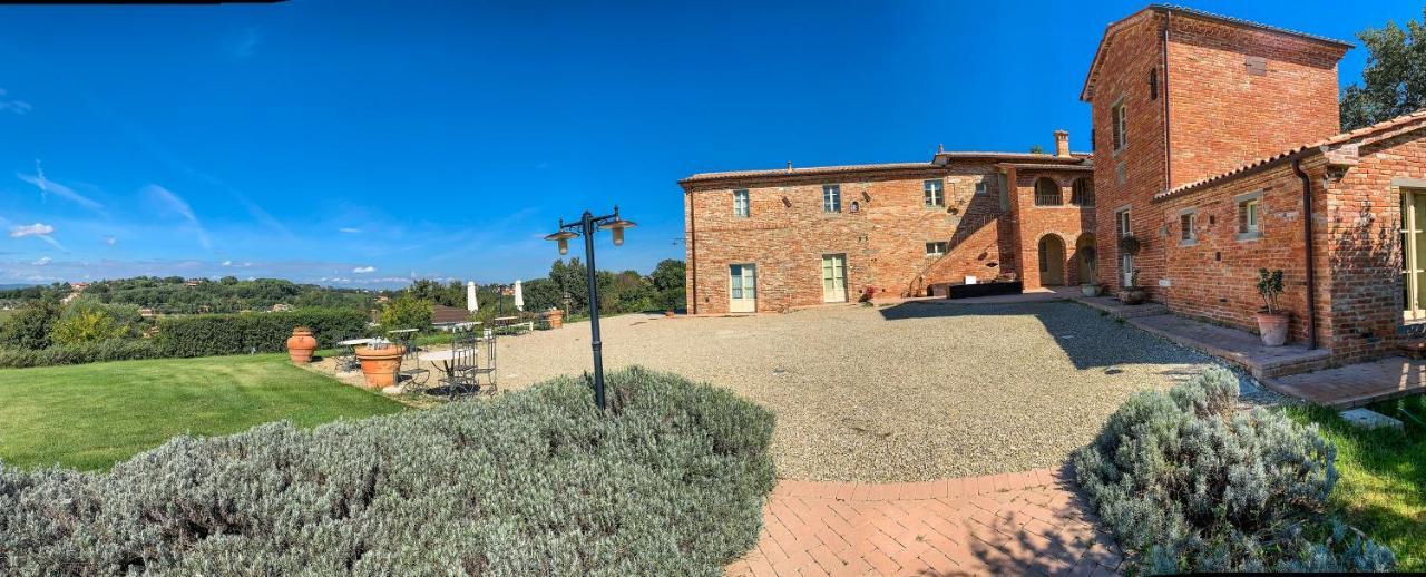 Gasthaus Casale Cardini Foiano Della Chiana Exterior foto