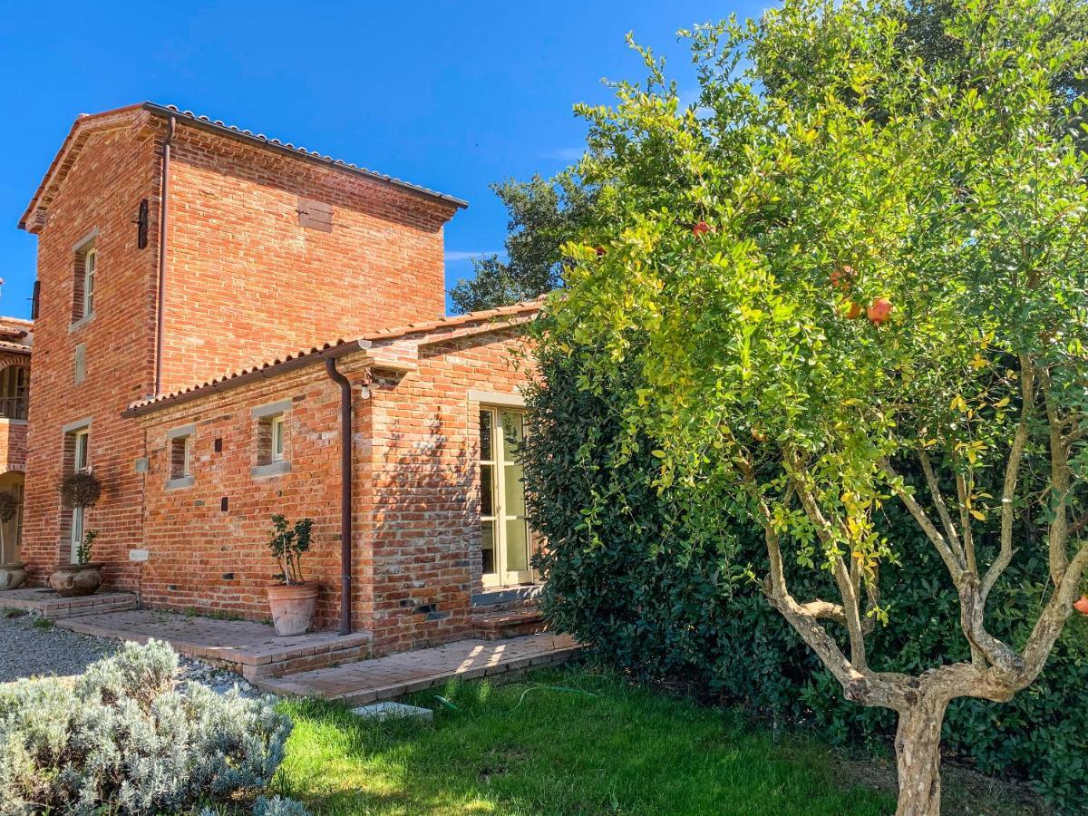 Gasthaus Casale Cardini Foiano Della Chiana Exterior foto