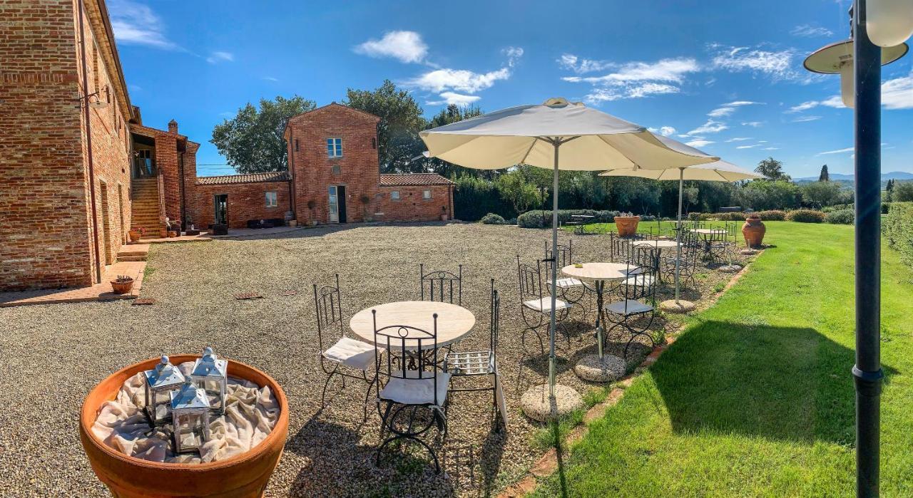 Gasthaus Casale Cardini Foiano Della Chiana Exterior foto